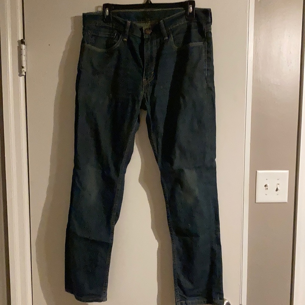 2 for $20 Men’s LEVI jeans 511 34/30